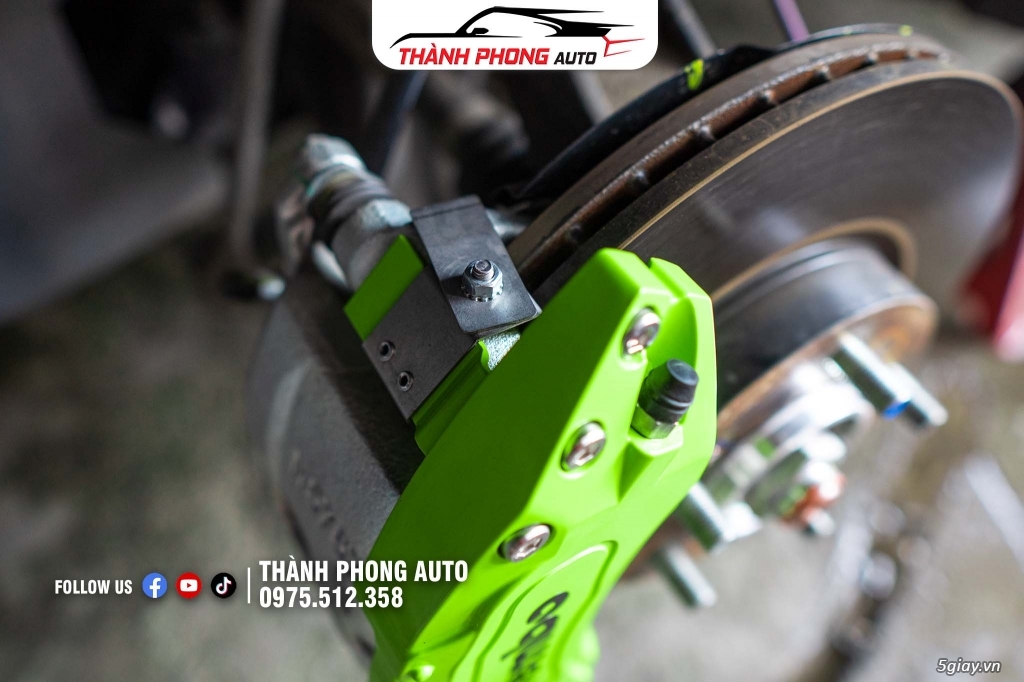 Ốp má phanh Honda Civic - 2