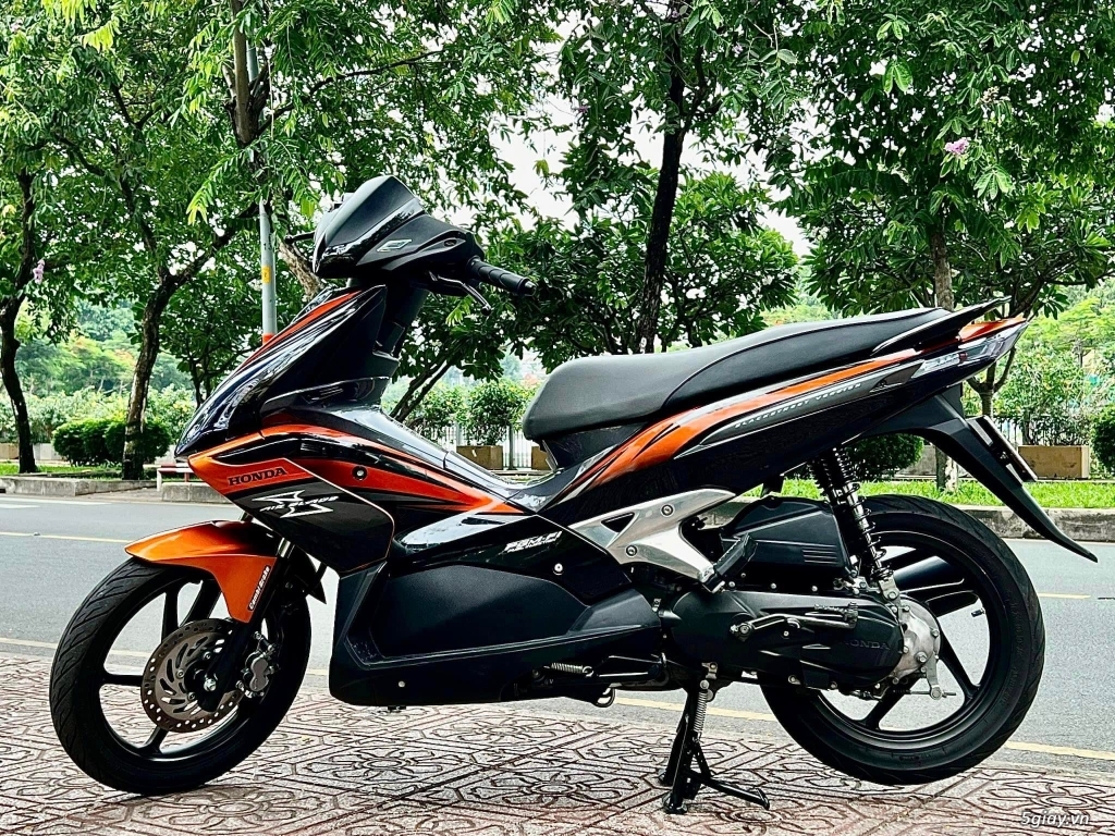 AB 110 T10/2008 9999 - 2