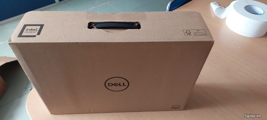 Dell XPS 9520 15.6 1T SSD 32GB Ram Mới trong thùng