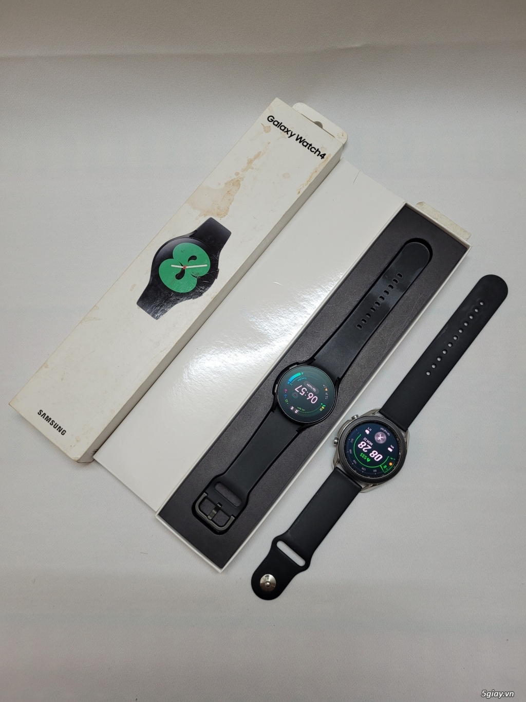Samsung Watch 3, 4 Màu Đen Fullbox Ngoại Hình Đẹp