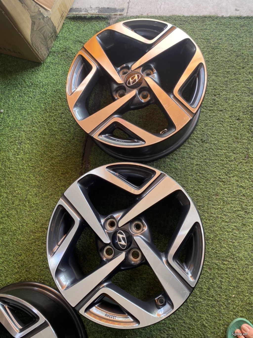 Mâm zin tháo xe I10 size 15 inch đẹp ko lỗi - 2