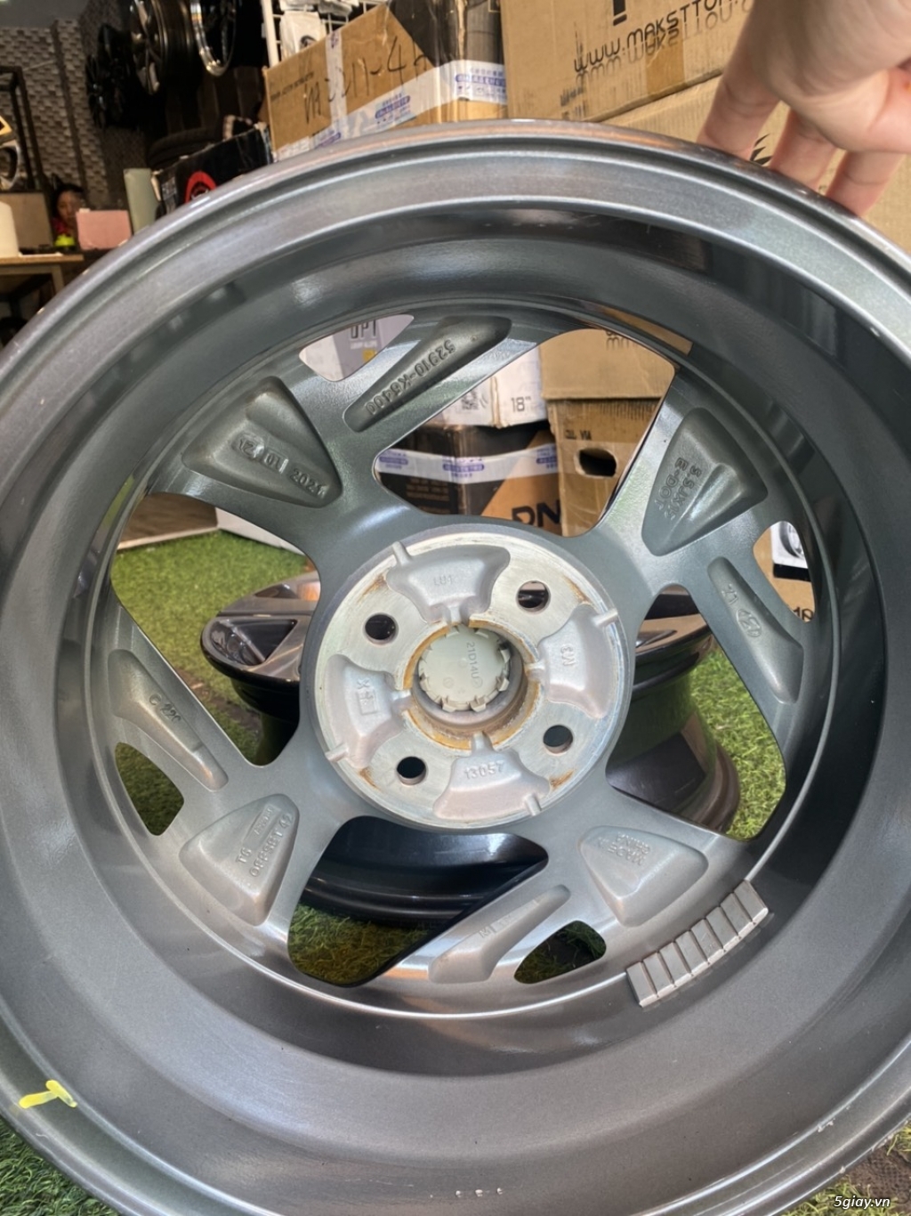 Mâm zin tháo xe I10 size 15 inch đẹp ko lỗi