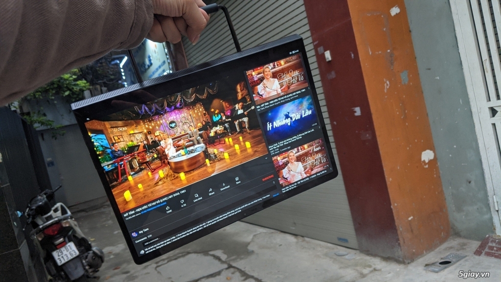 MÁY TÍNH BẢNG YOGA TAB 13 - 4