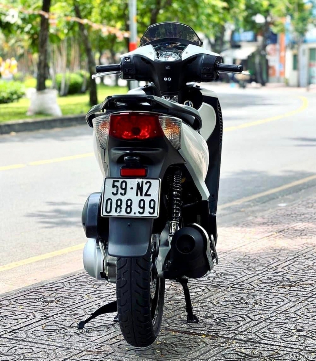 Sh150i Ý T10/2011 8899 - 2