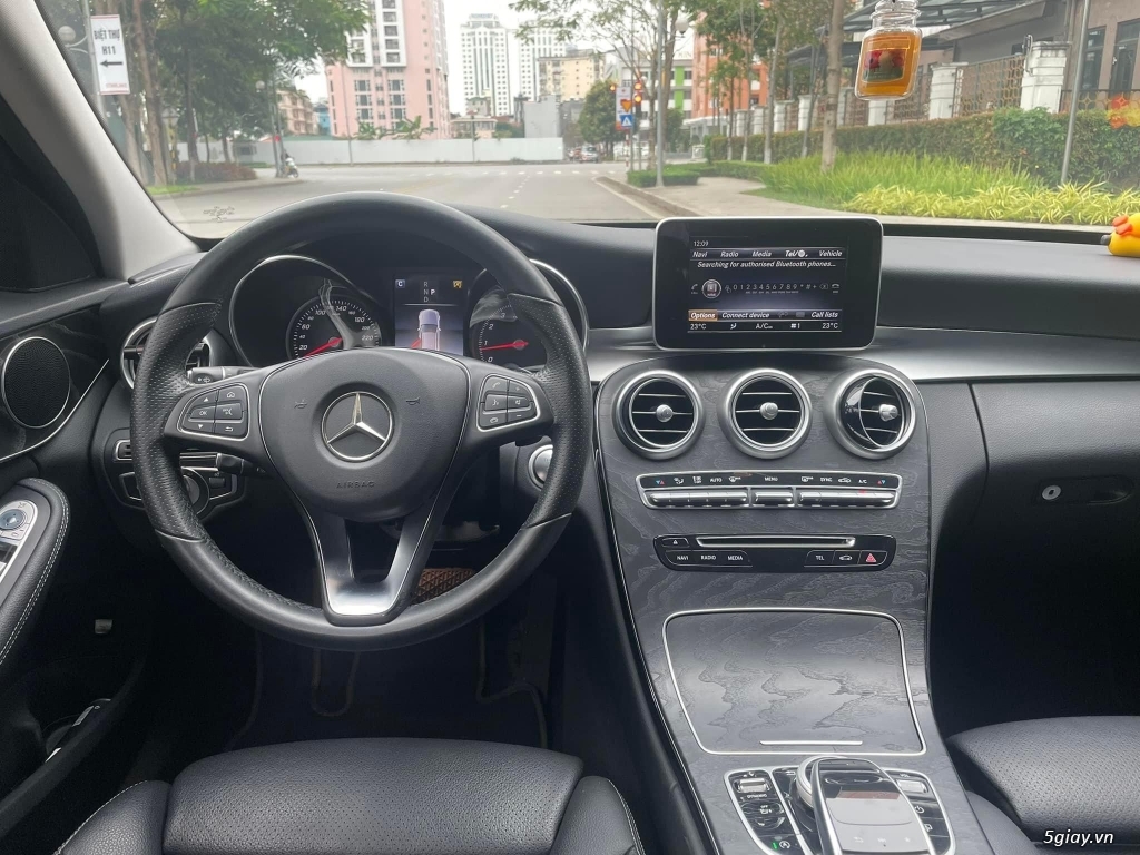 Bán Mercedes C200 2018 Siêu Lướt Đẹp Nhất Việt Nam - 4