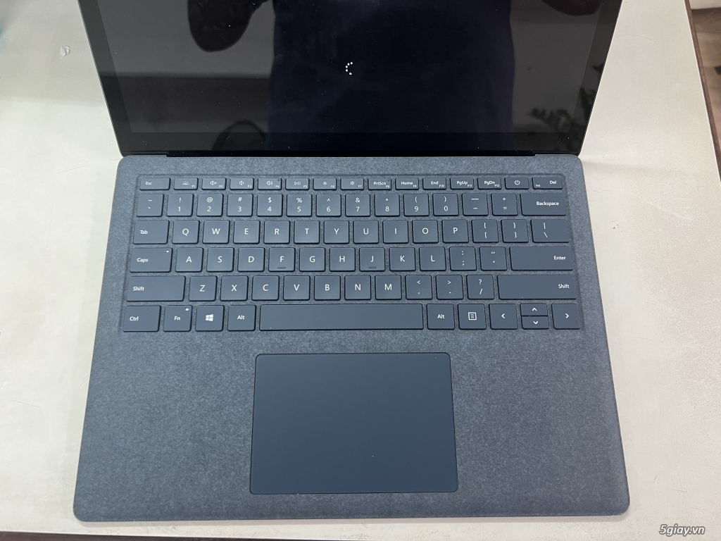 Surface Laptop 3 13.3 Core I5 1035G7 RAM 8Gb Ssd 256Gb Mh 13.3 Máy M