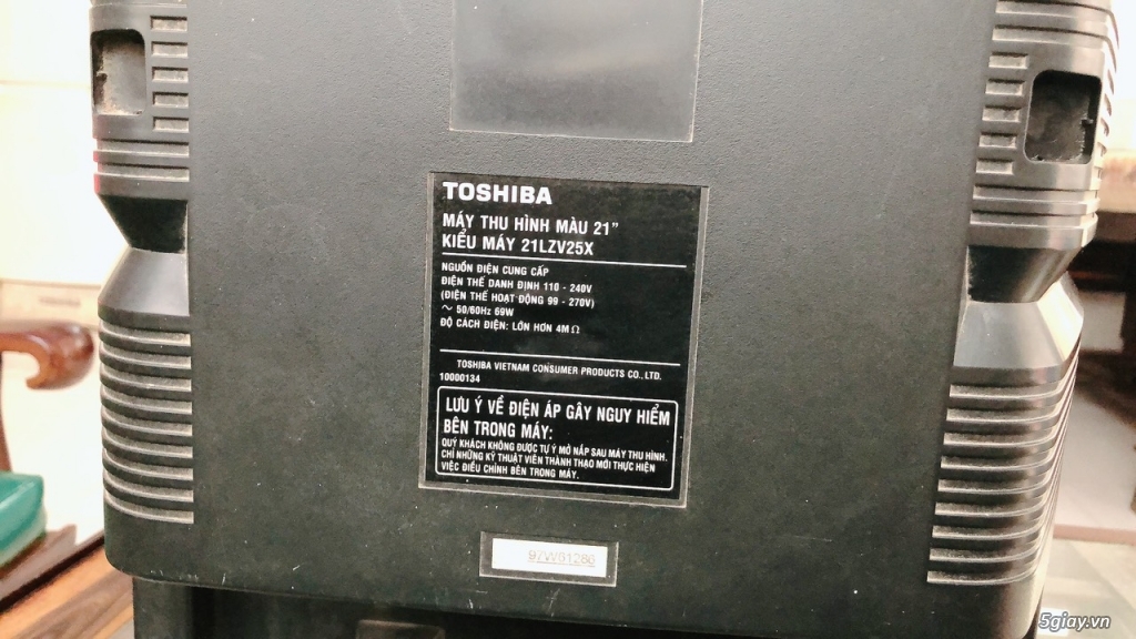 Tivi Toshiba 21inch CRT đã qua sử dụng (Còn hoạt động). Giá 300k - 1