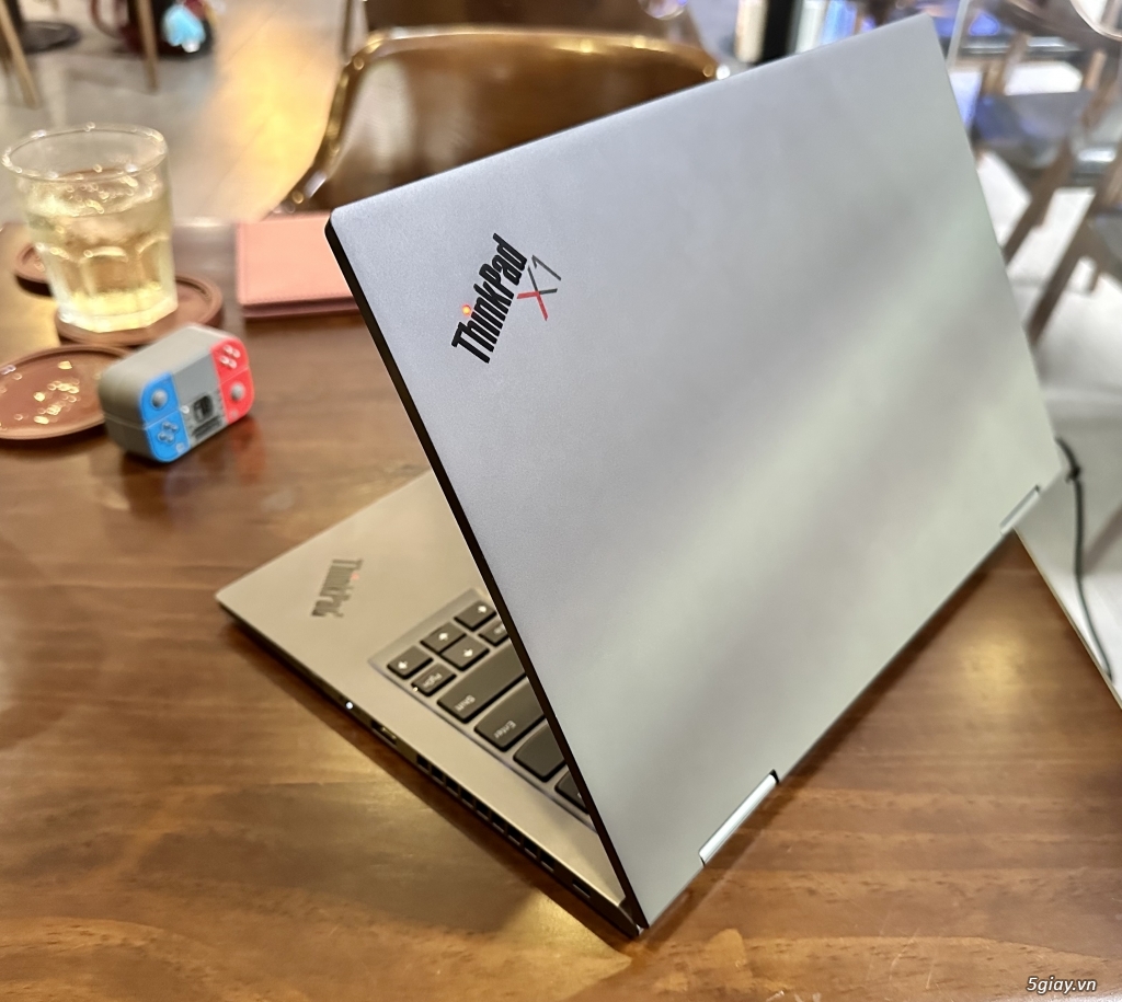 ThinkPad X1 Yoga Gen 4 2in-1 giá rẻ