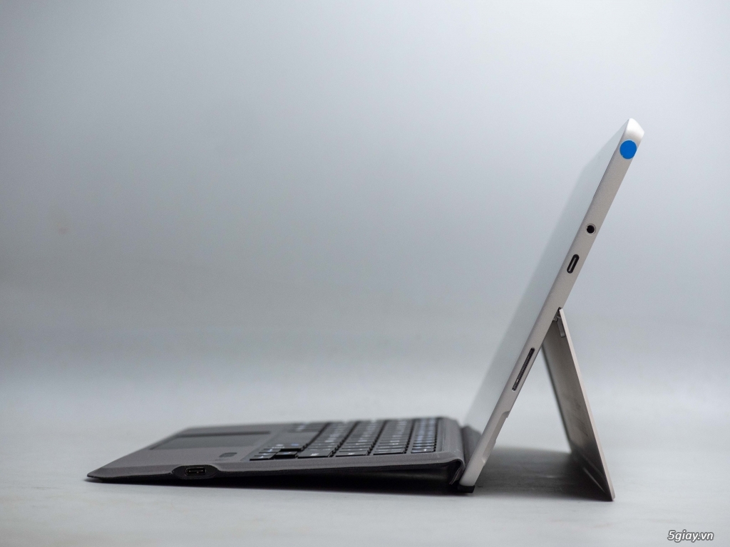 Surface Go | SSD 128GB | 4415Y | RAM 8GB HKG28892 - 2
