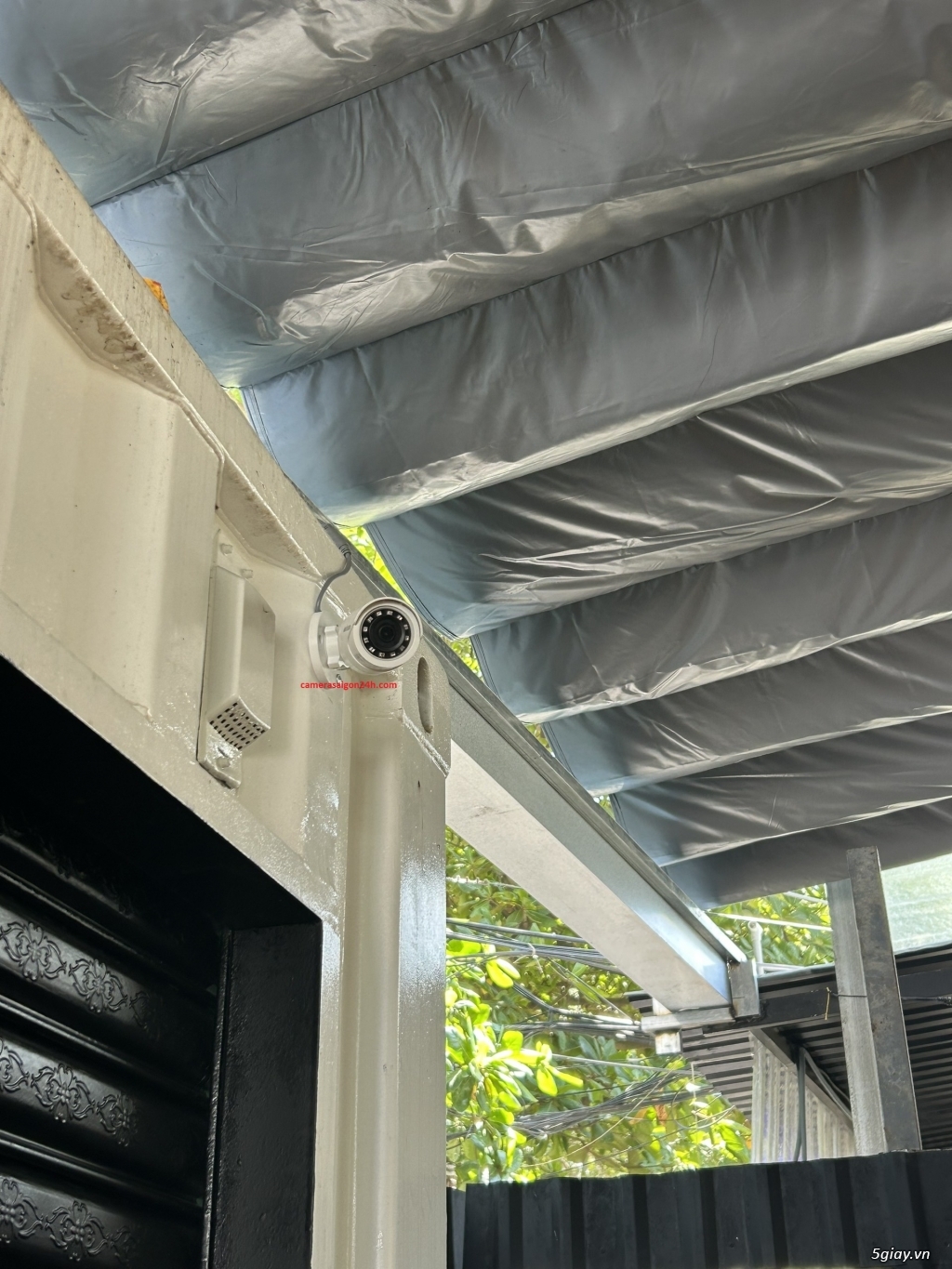 Bàn Giao Hệ Thống 10 Camera Quan Sát Cho Quán Ăn