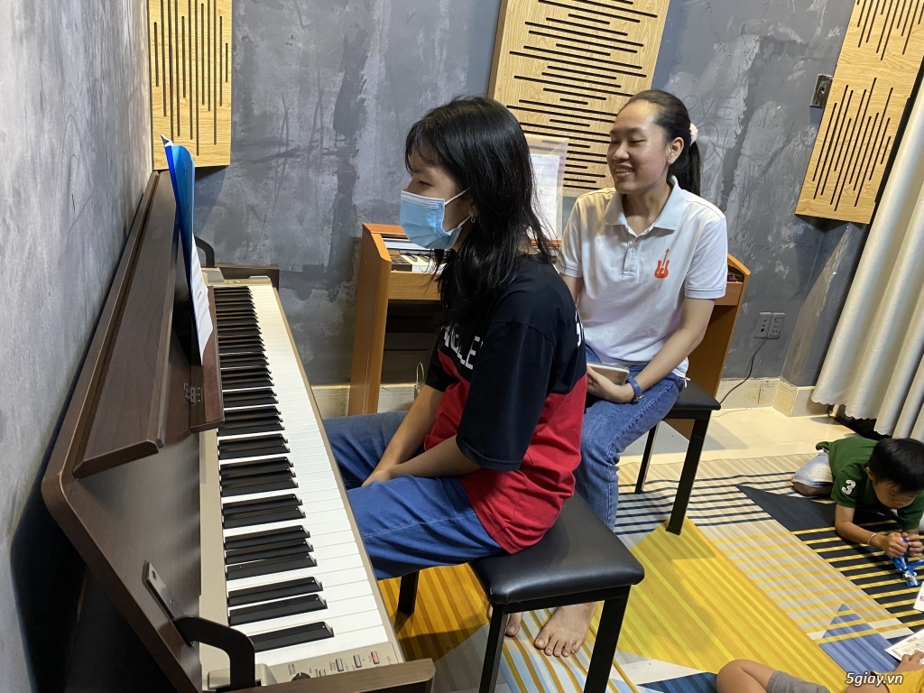 Lớp học đàn piano, guitar - 15