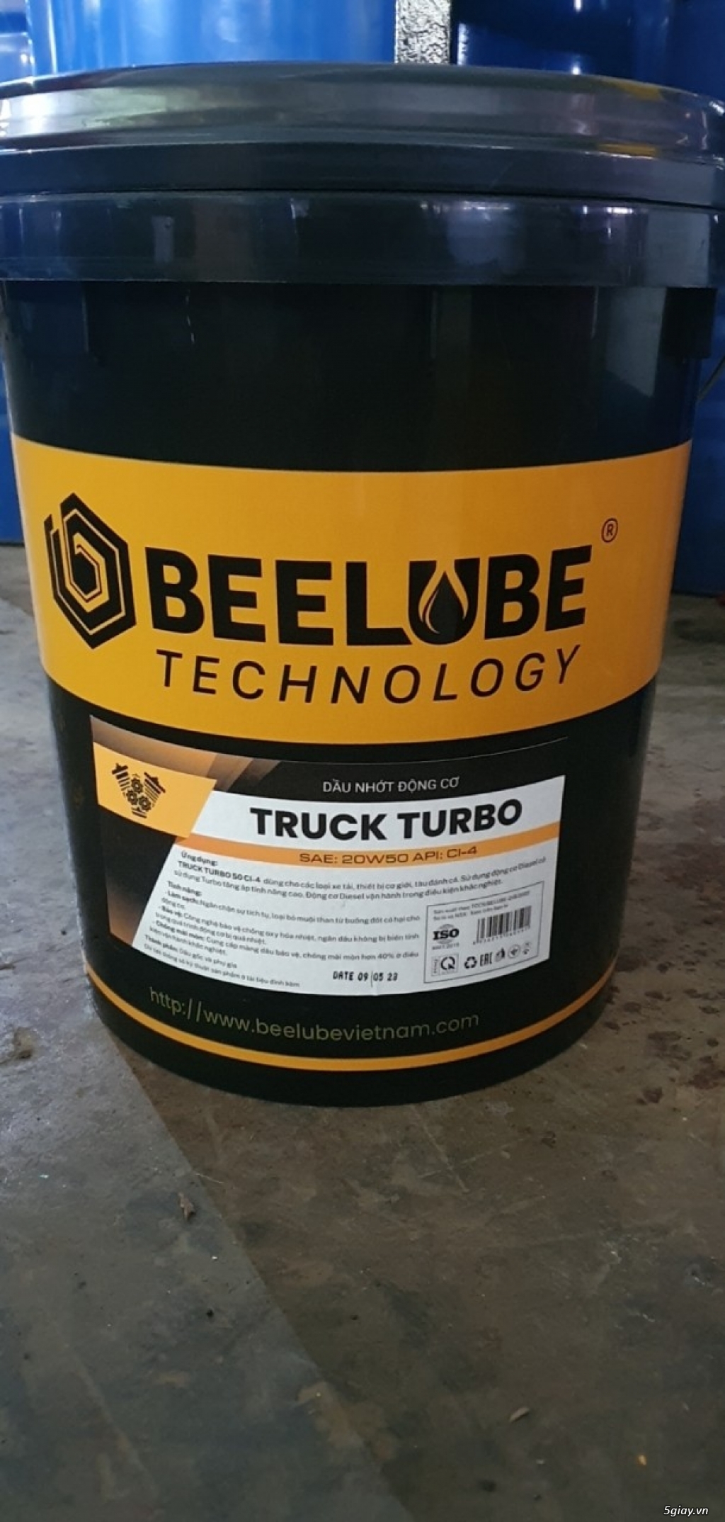 Dầu nhớt động cơ Diesel thương hiệu Beelube