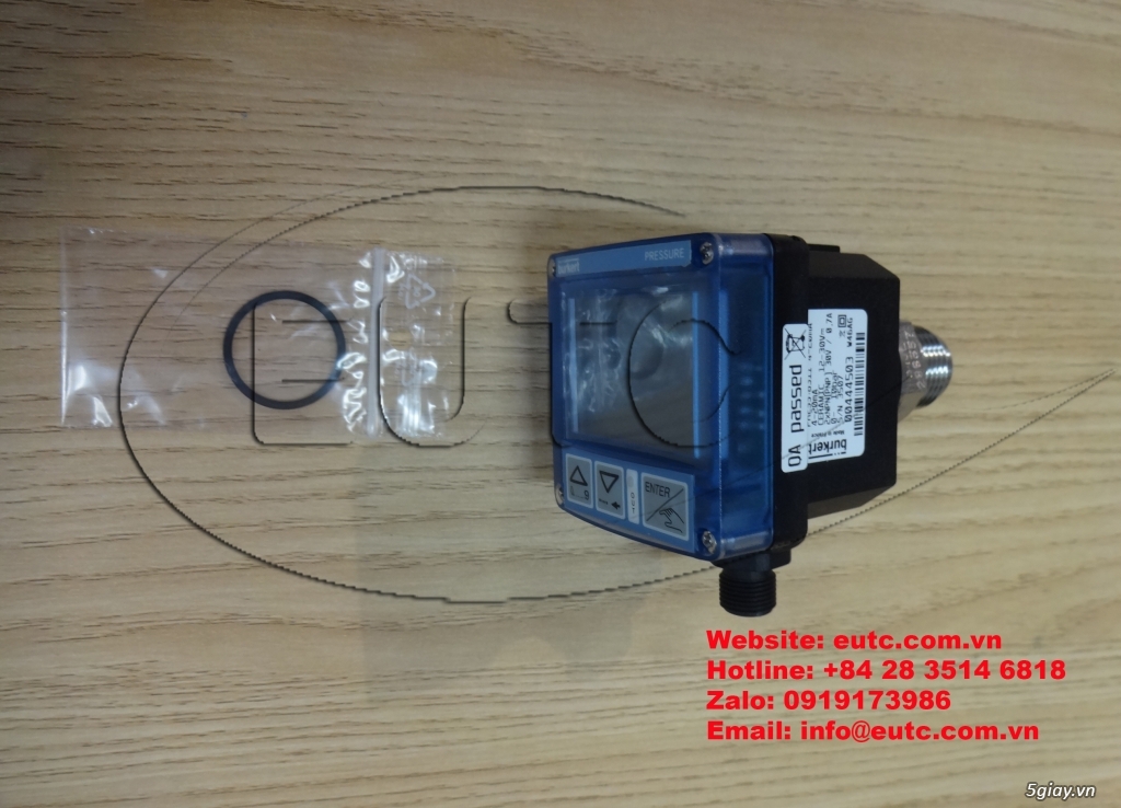 Thiết bị đo áp suất type 8311 BURKERT
