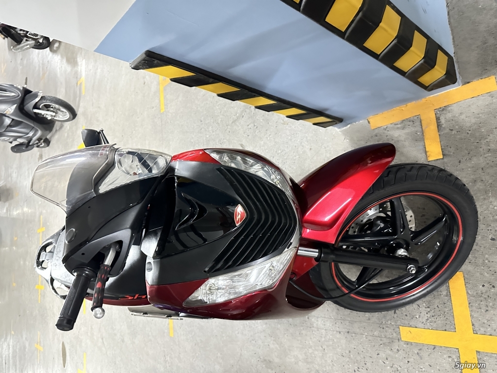 Sh 150i Ý Đỏ đen