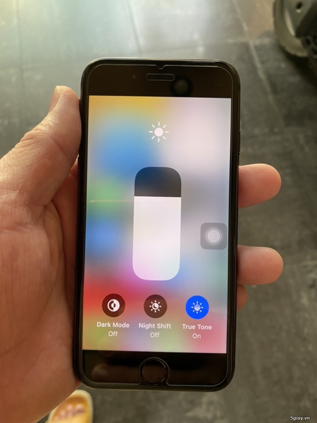 iPhone 8 64G Nguyên Zin Đẹp Keng Giá Tốt - 1