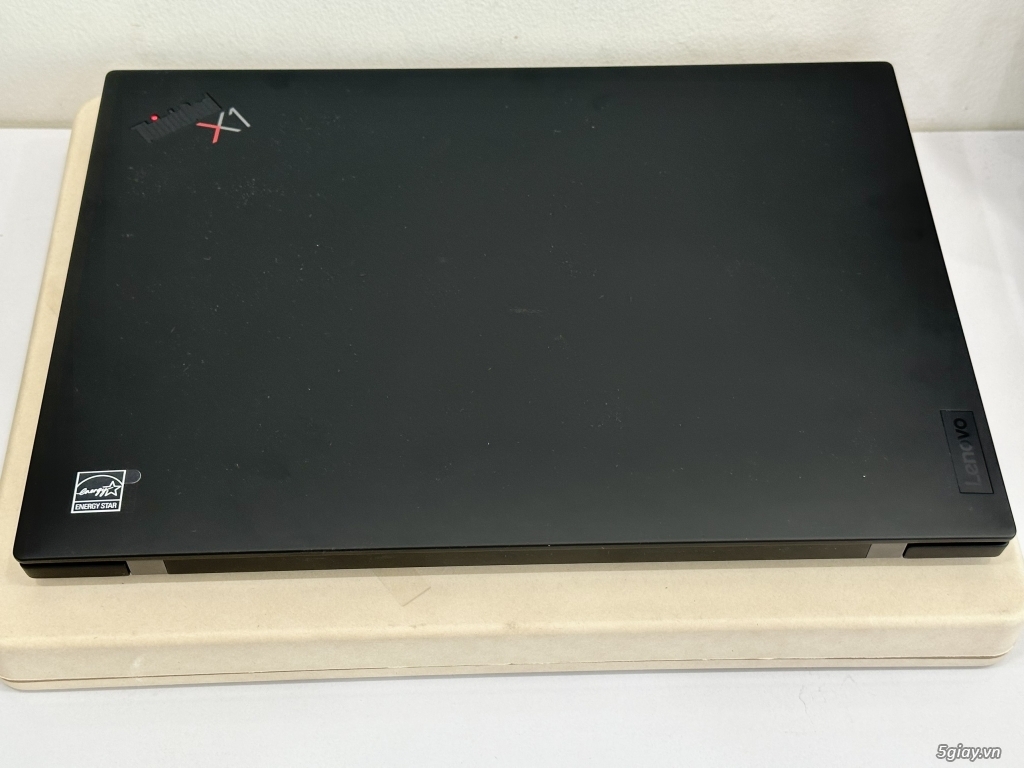 THINKPAD X1 CARBON GEN 10 | I7-1260P (GEN 12) | 16GB DDR5 | 1TB NVME | - 1