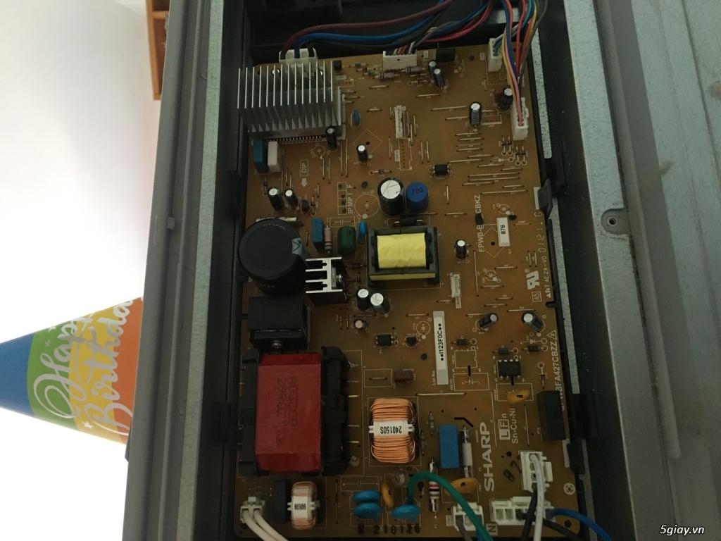 Sửa chữa tủ lạnh Sharp inverter không lạnh - 2