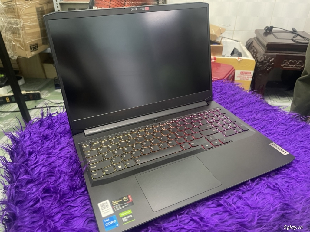 Cần bán Laptop Laptop Lenovo Ideapad Gaming 3 15IHU6 i5 11320H/8GB/512