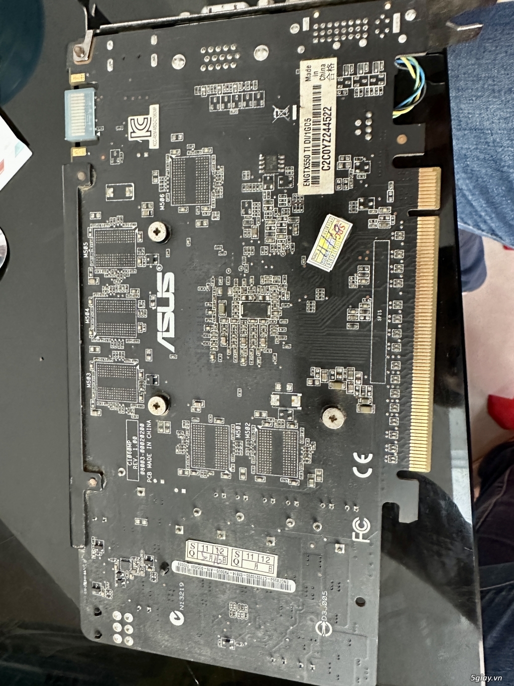 asus gtx550ti 1gb bị sọc giá 130k - 1