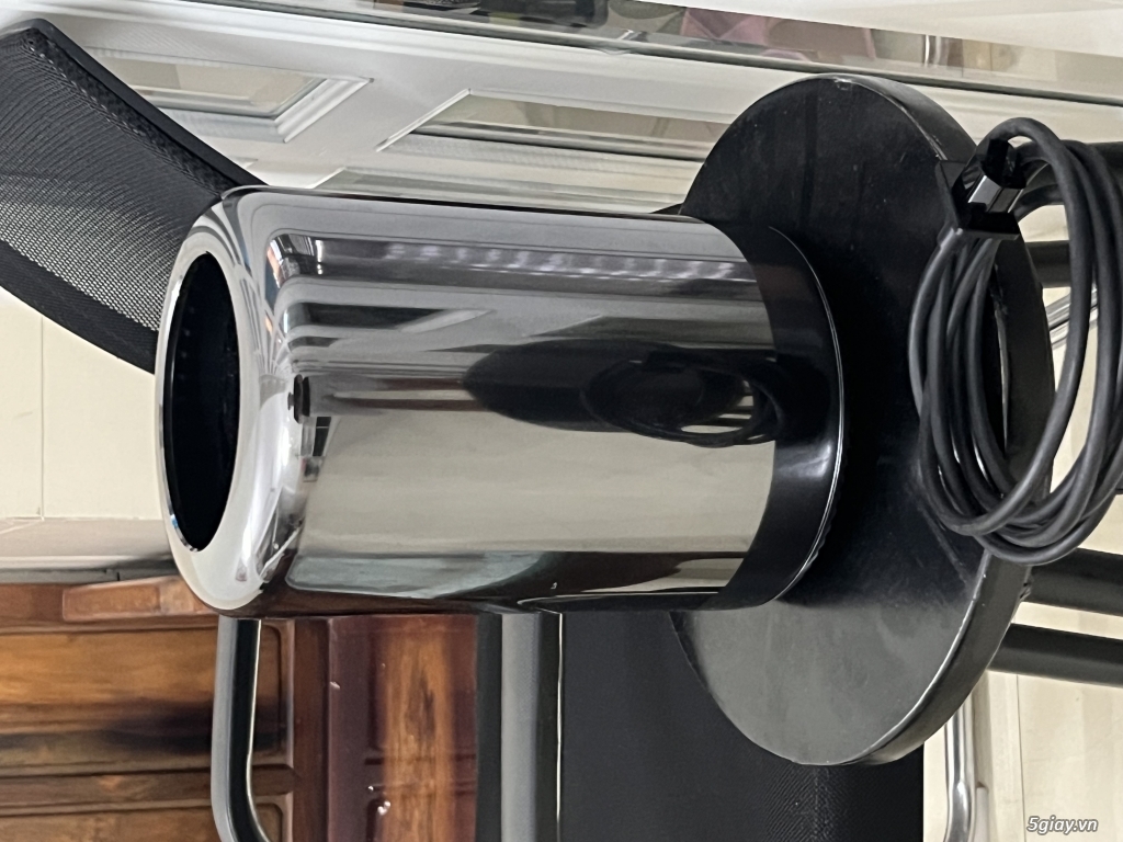 Mac pro late 2013 | xeon e5 3.0 8c cpu | ram64 ddr3 | ssd1tb amd e300 - 1