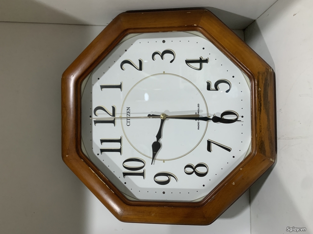 Đồng hồ treo tường Citizen - 1