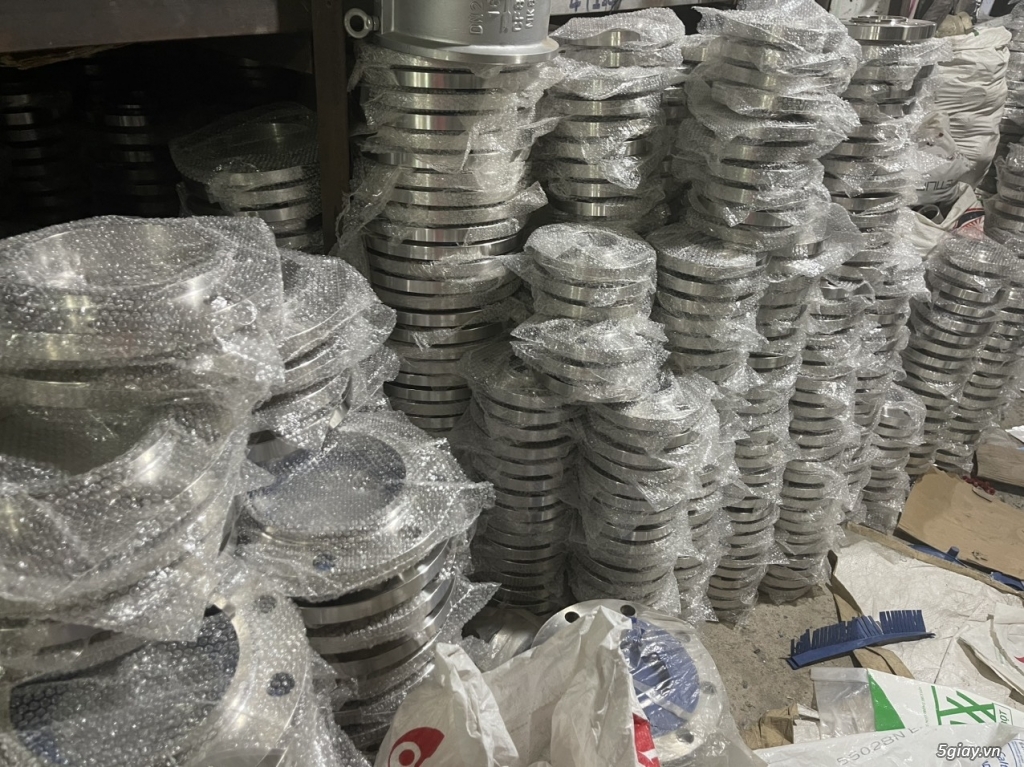 Chuyên cung cấp sỉ lẻ các loại van mặt bích inox - 1