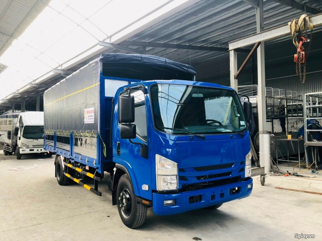 Xe tải Isuzu 2.4 Tấn Thùng Kín - QKR270 - 5
