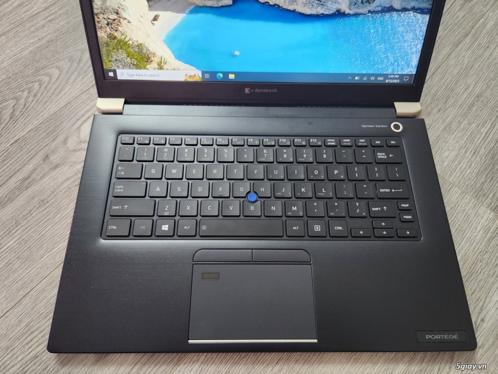TOSHIBA PORTEGE X40G CORE I7 10610U RAM 16G SSD 256G IPS FULL HD - 2