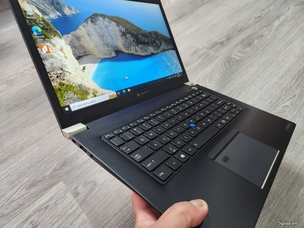 TOSHIBA PORTEGE X40G CORE I7 10610U RAM 16G SSD 256G IPS FULL HD - 5