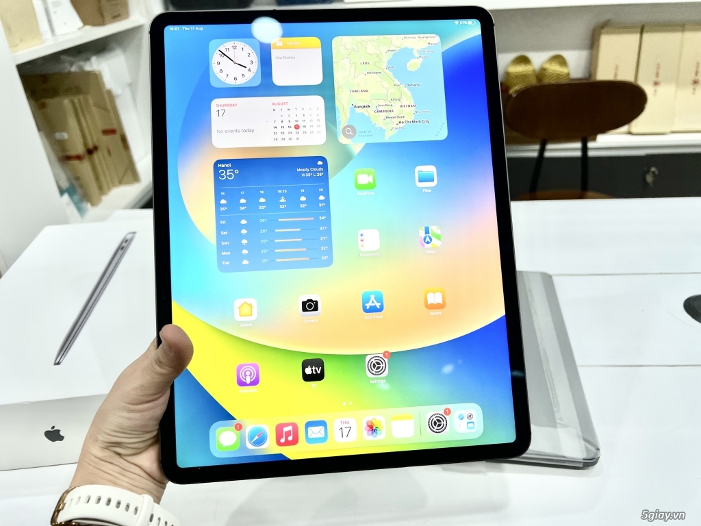 IPad Pro 2020 - 12.9inch Hàng lướt sạc ít lần/ chưa qua sử dụng đẹp ke