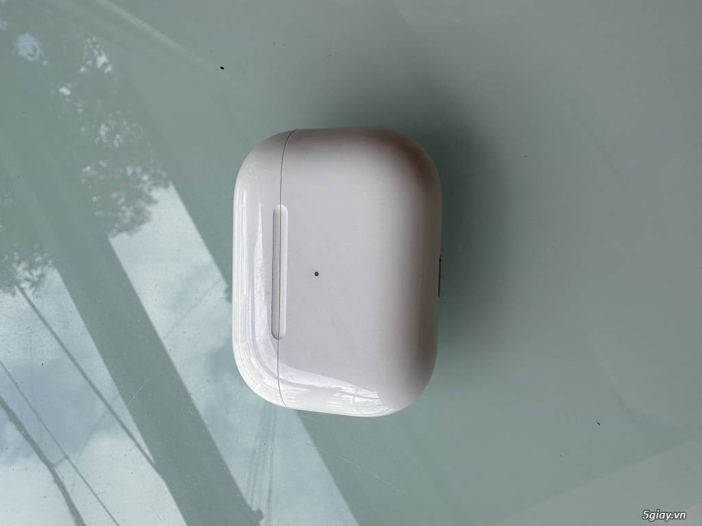 Bán Airpods pro gen 1 vừa hết bảo hành,ngoại hình còn đc 97% - 3