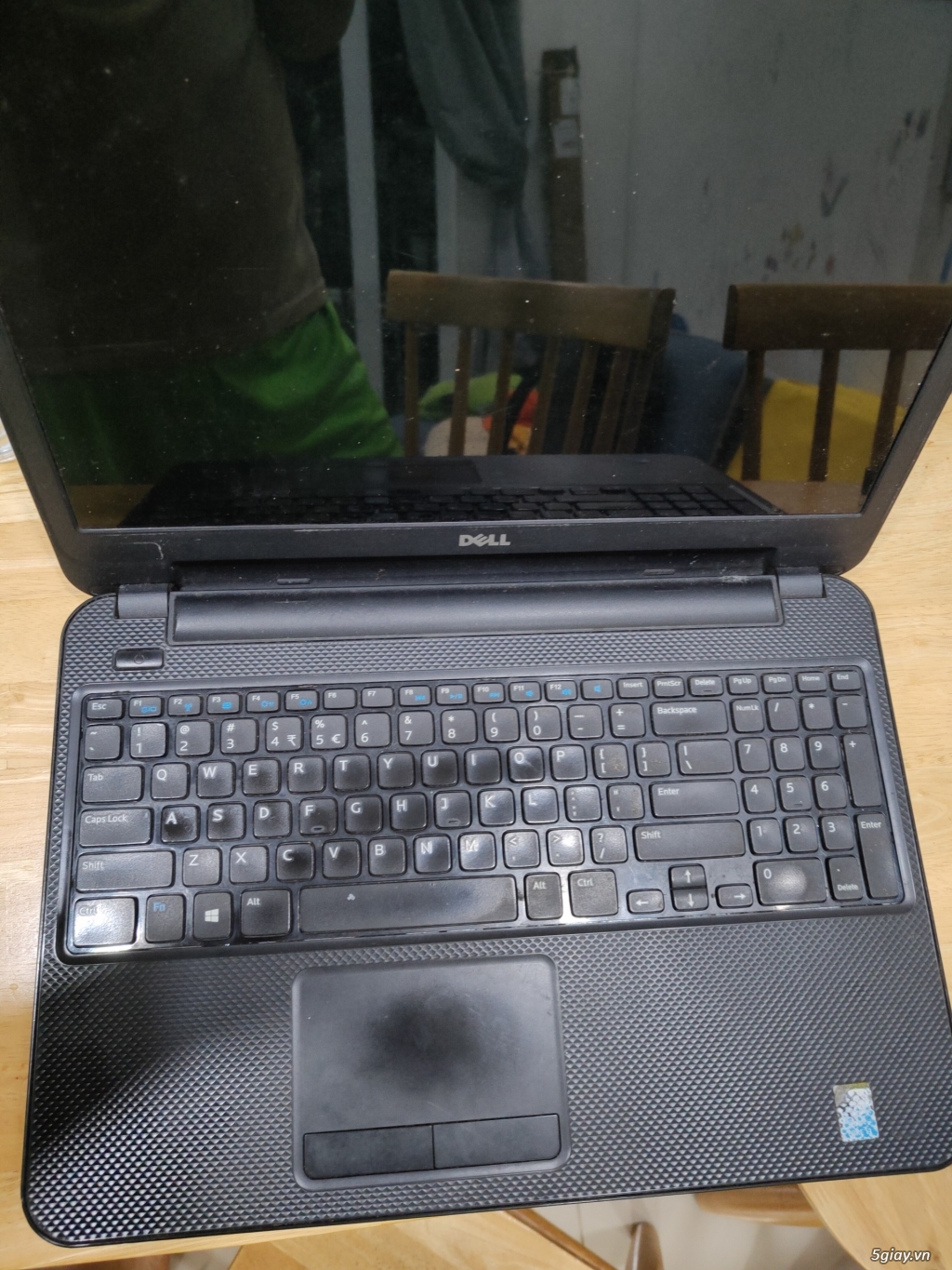 [Q7] - Thanh lí laptop Dell dùng tốt, pin chai