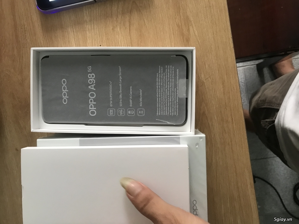 Cần bán oppo a98 chưa dùng - 1