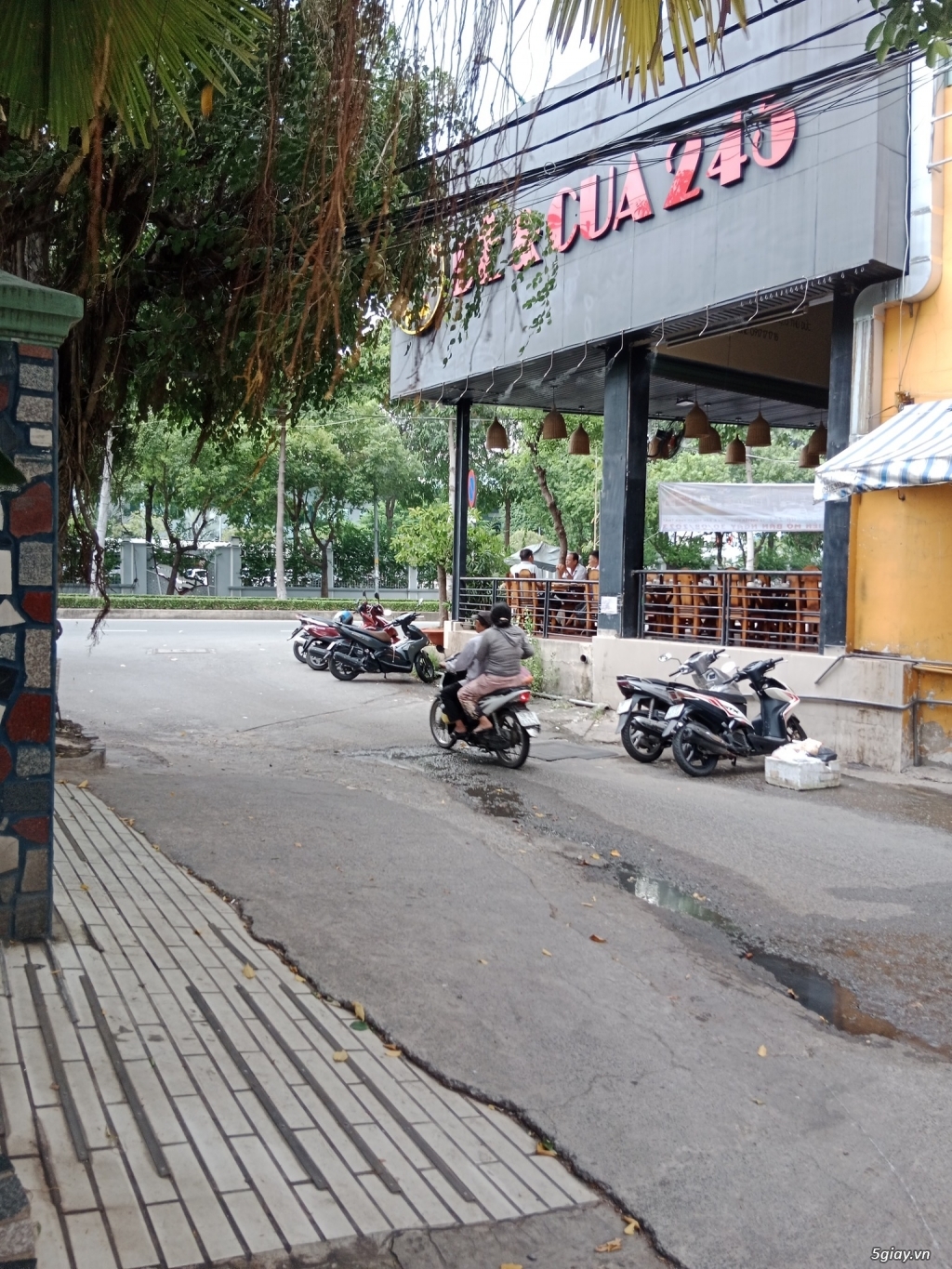 BOM TẤN NHỈNH 10 TỶ - 5 TẦNG BTCT - HẺM 3 XE - CHU VĂN AN  BÌNH THẠNH - 3