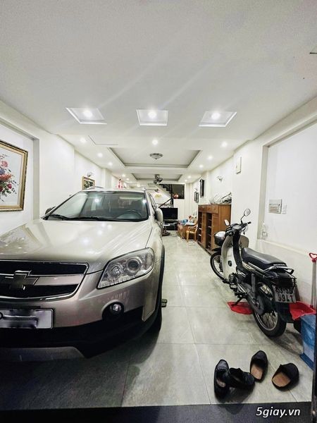 Siêu hiếm Nguyễn Văn Thương, xe hơi đậu trong nhà 4x20m, Nhà 4 tầng - 1