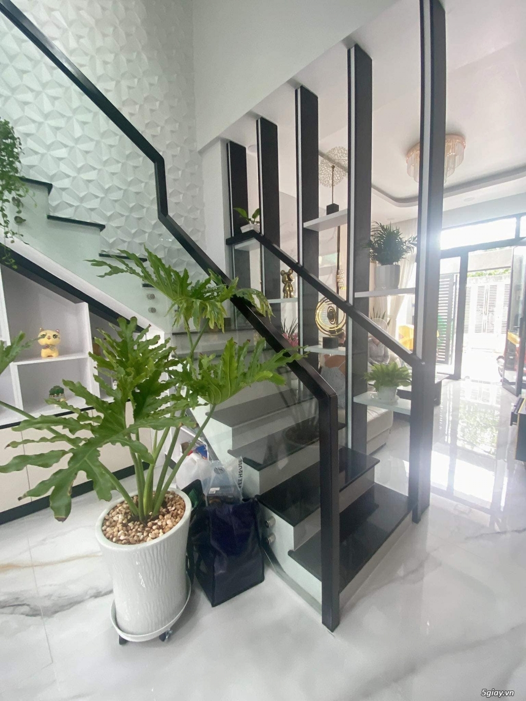 Diện tích to 80m2, đoạn hẻm chùa Pháp Quang, P.13,nhà đẹp kiểu Châu Âu - 10