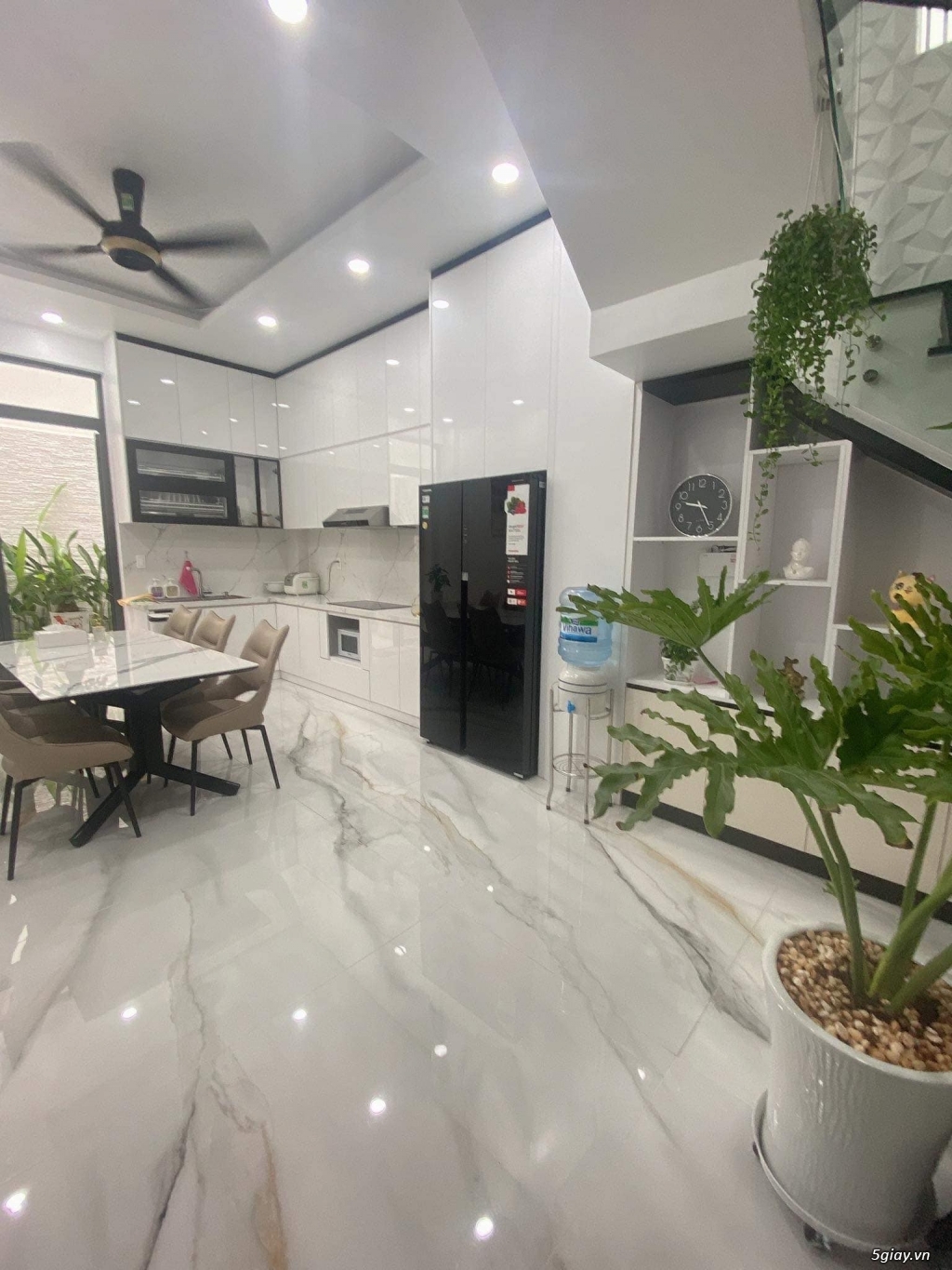 Diện tích to 80m2, đoạn hẻm chùa Pháp Quang, P.13,nhà đẹp kiểu Châu Âu - 11