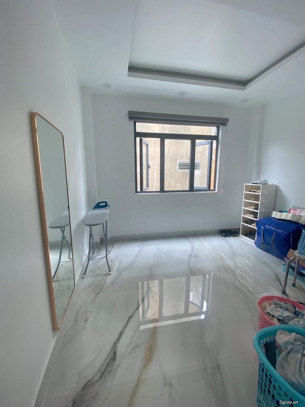 Diện tích to 80m2, đoạn hẻm chùa Pháp Quang, P.13,nhà đẹp kiểu Châu Âu