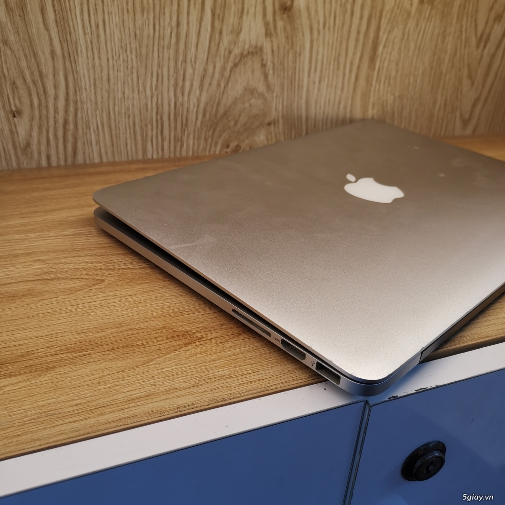 MacPro 2015, i5-2.4Ghz, Ram 8G,121G,Rentina 13.3 - 2