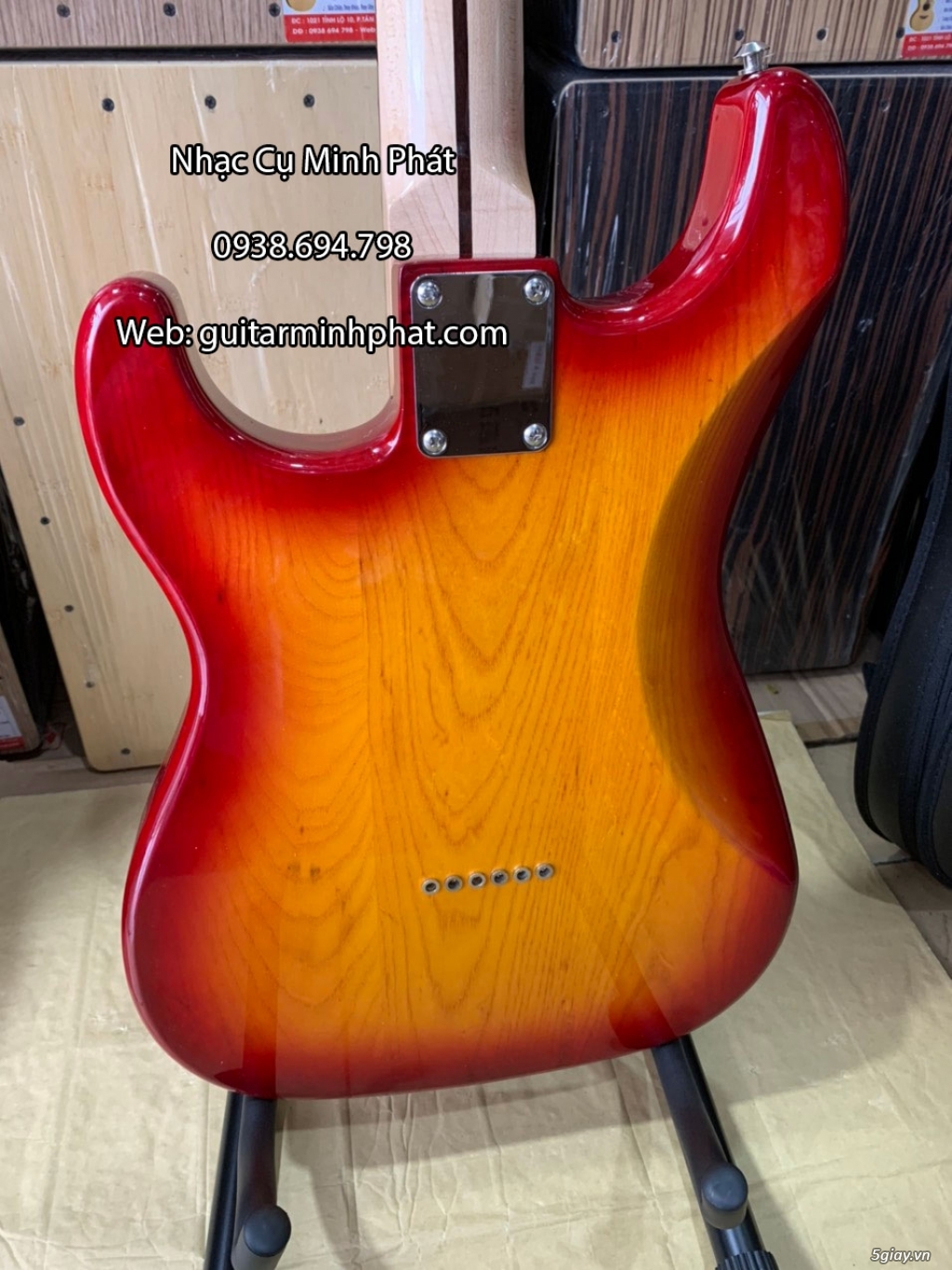 Cửa hàng bán đàn guitar điện phím lõm uy tín chất lượng tại TPHCM - 19