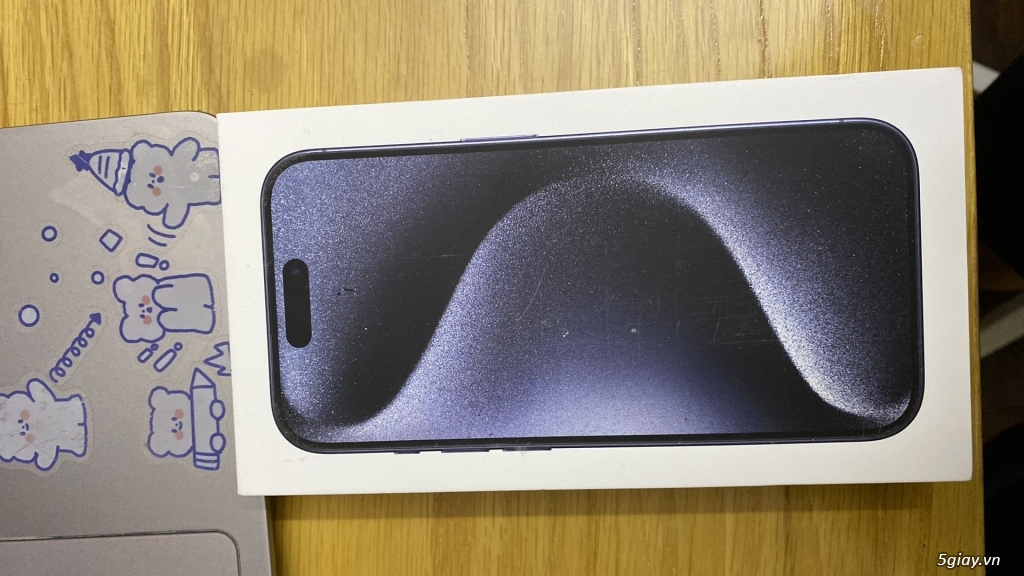 Iphone 15 pro 256GB màu xanh mới - 2