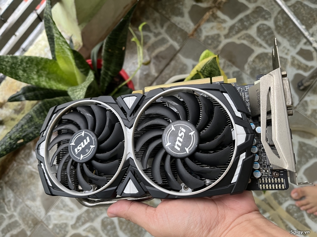 Vga Msi 570 8gb chơi game