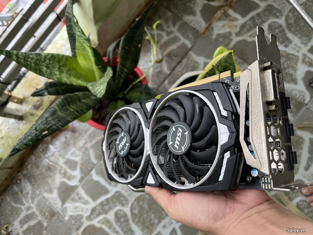 Vga Msi 570 8gb chơi game - 1