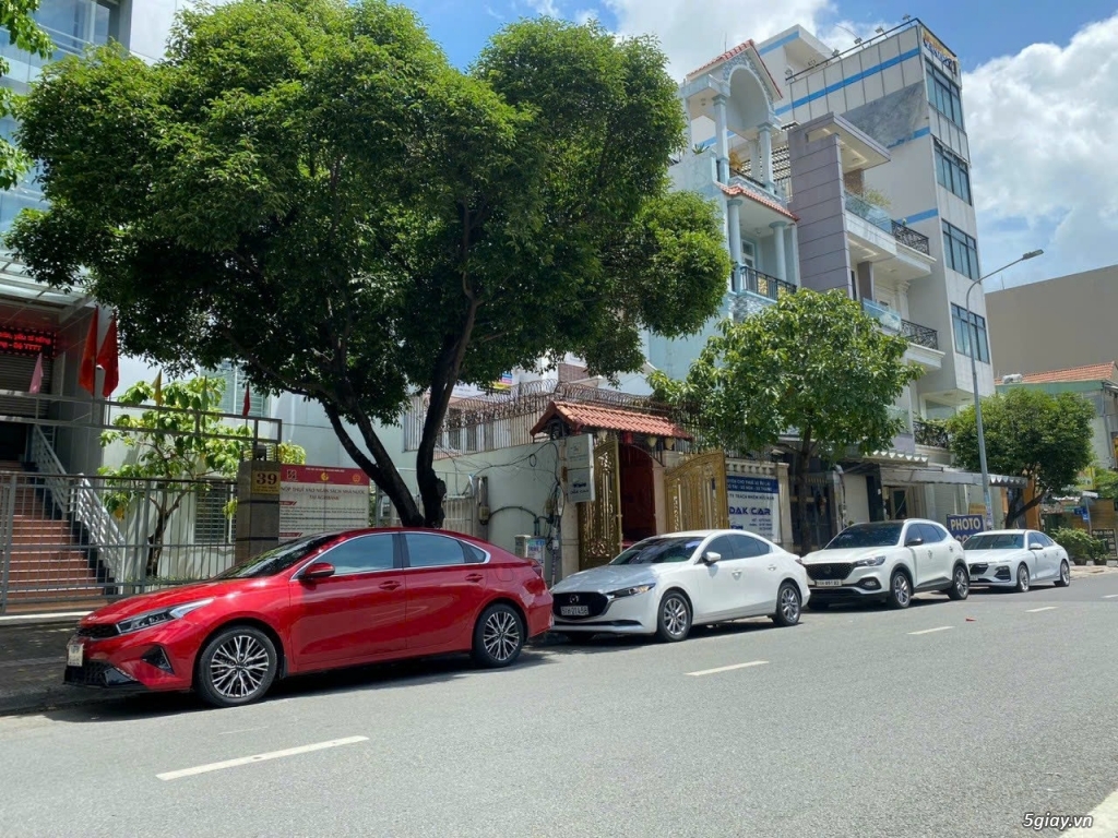 ☎️ ́ ̂̉   ̣ ̣ - 18