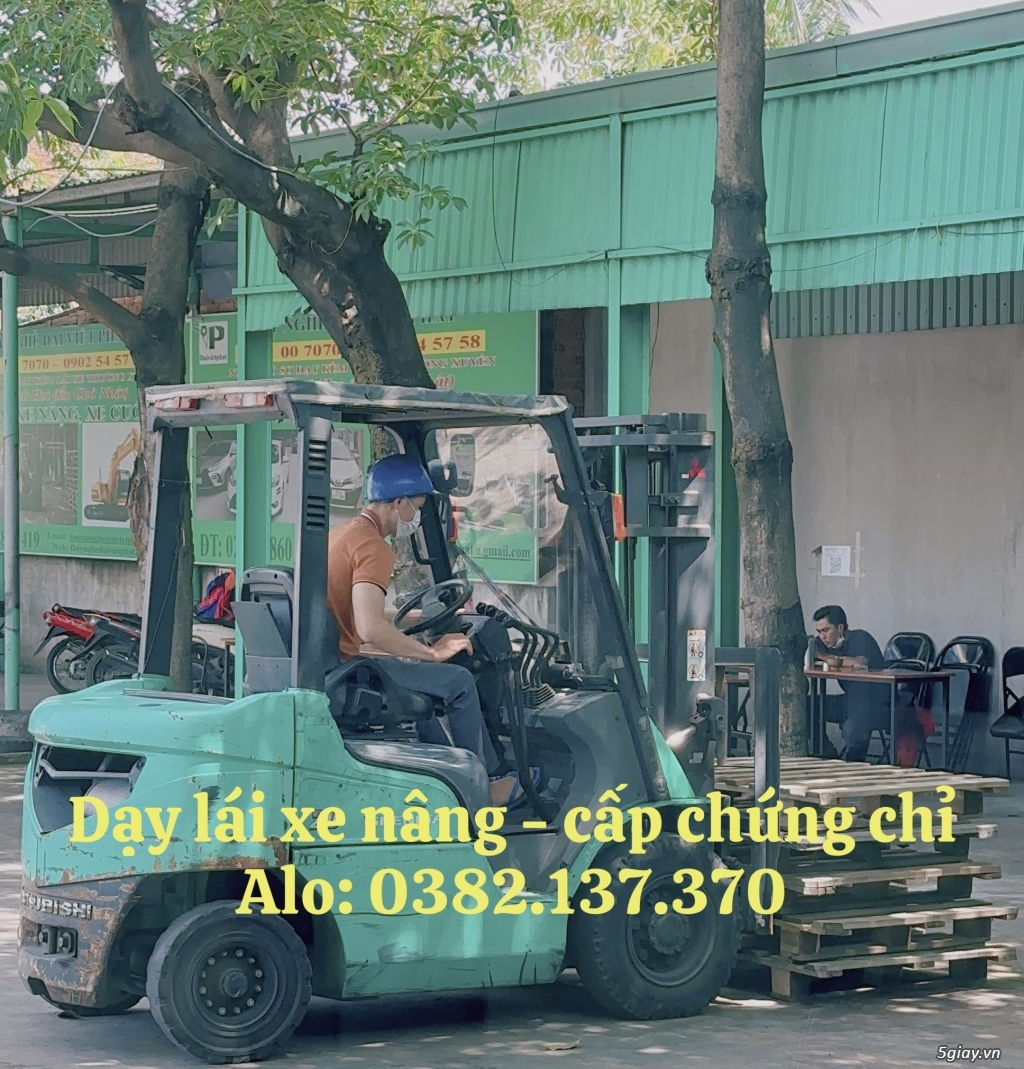 Học lái xe nâng cấp tốc giá rẻ Biên Hoà Đồng Nai 0382137370 - 1