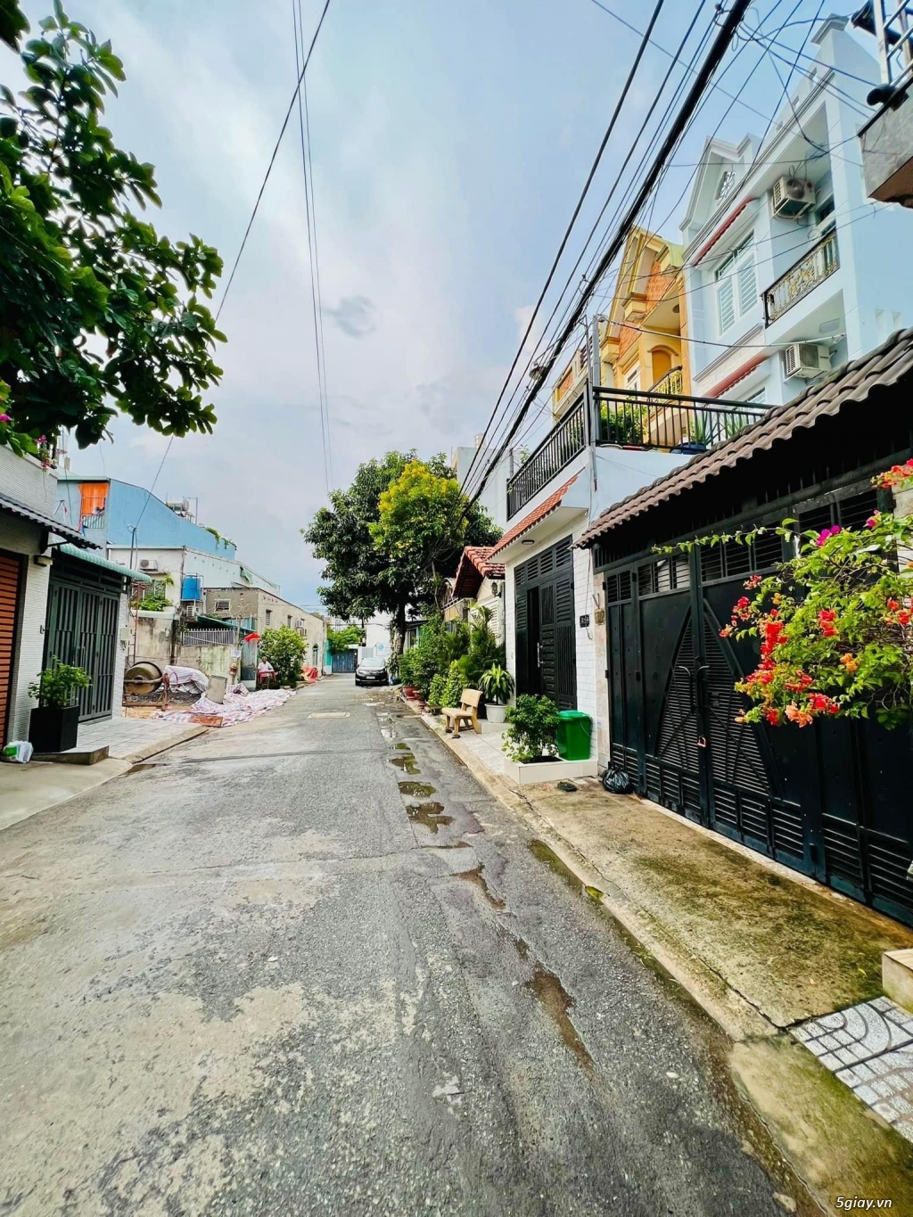 Nhà bán 76m2,hẻm oto 6m,hơn 4 tỷ, Nguyễn Ảnh Thủ ngã Ba Bầu,3 PN - 3