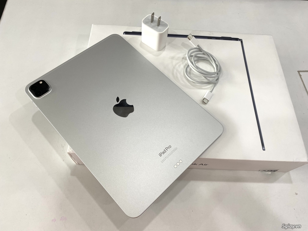 IPad Pro M2 2022 256GB wifi Máy body (no box) kèm sạc cáp zin - 1