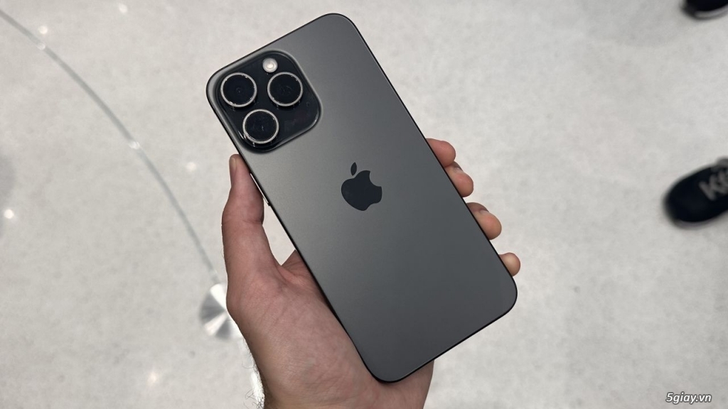 Bán Iphone 15Promax Black Titanium 256GB VN/A