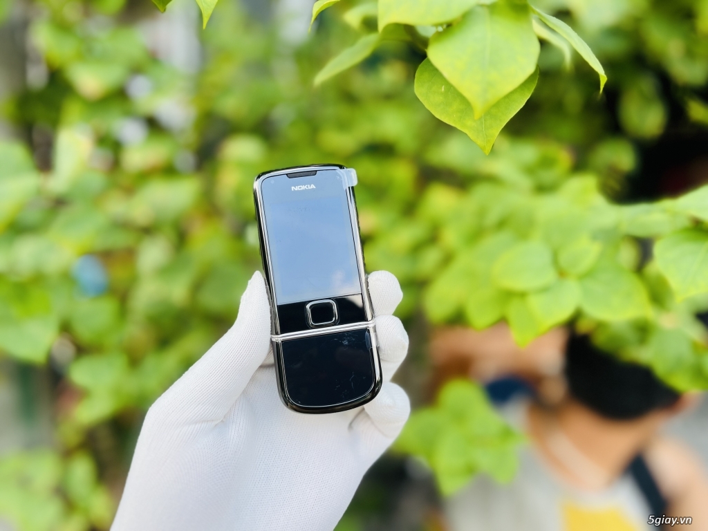 NOKIA 8800 ARTE mới nguyên bản nguyên hộp