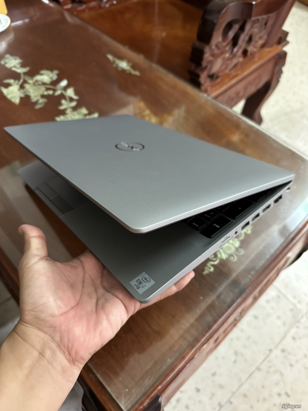 Dell Precision 3551 i7 10850H 12cpu VGA gốc 4G bao giá sg & cả nước